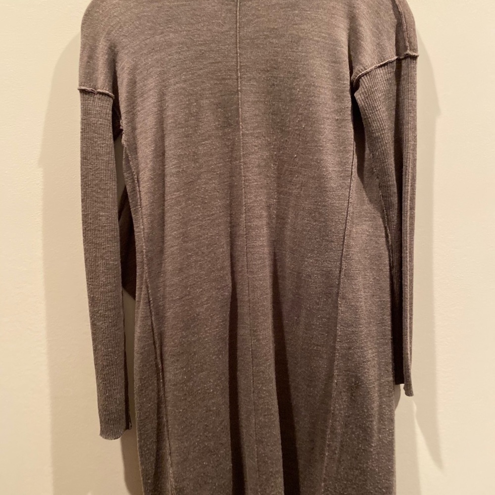 Tahari Sweater - Picture 3 of 3